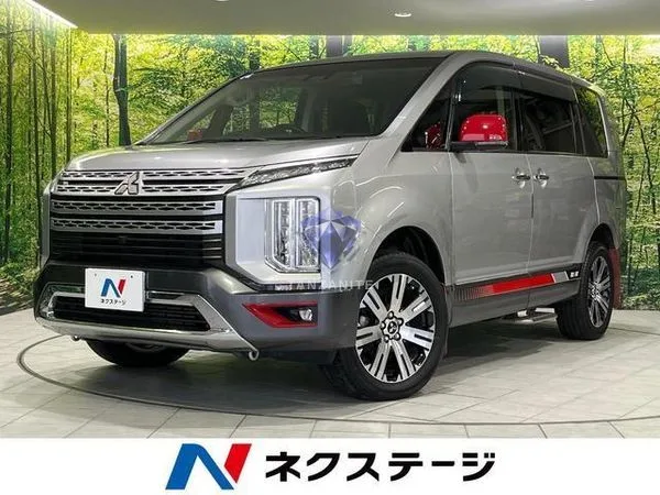 2019 Mitsubishi Delica D5