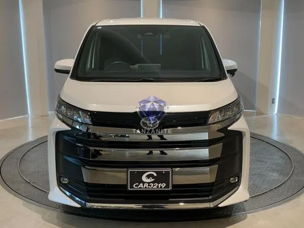 2023 Toyota Noah