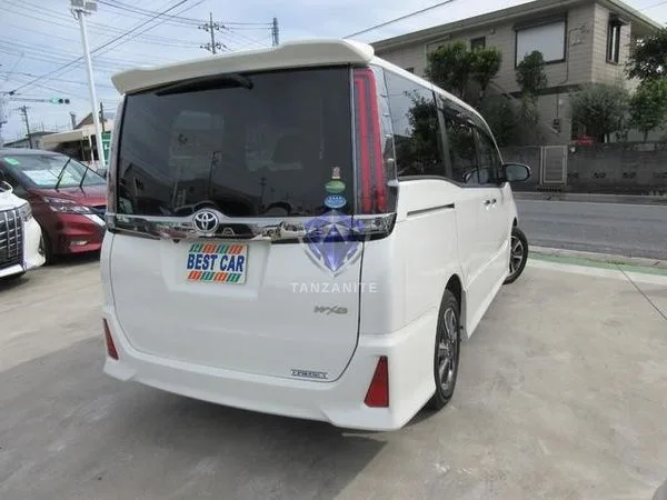 2018 Toyota Noah