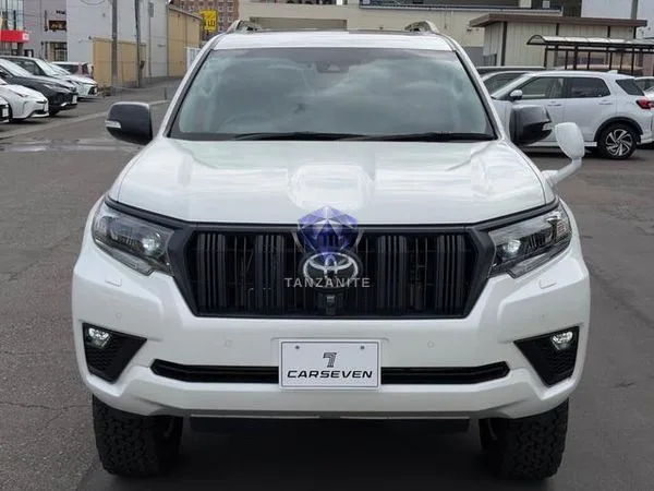 2023 Toyota Land Cruiser Prado