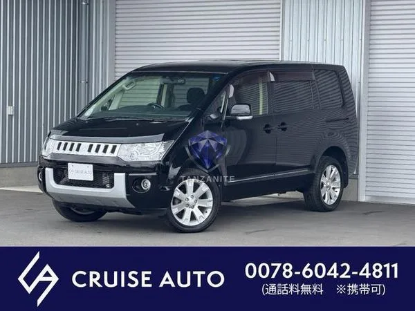 2017 Mitsubishi Delica D5