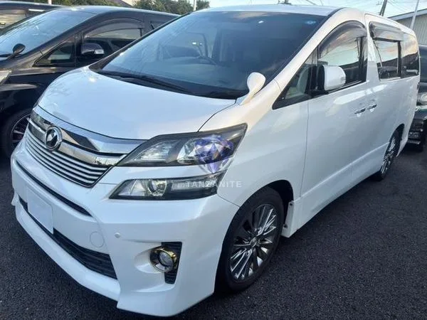2013 Toyota Vellfire