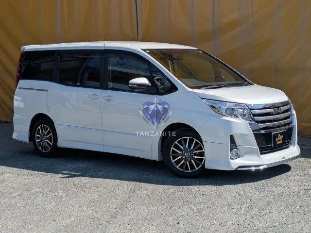 2014 Toyota Noah