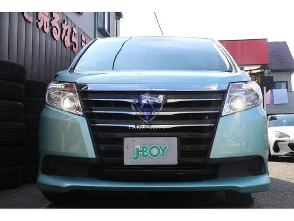 2015 Toyota Noah