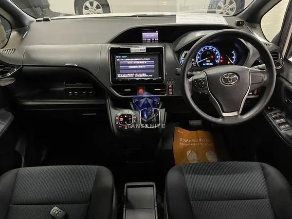 2015 Toyota Noah