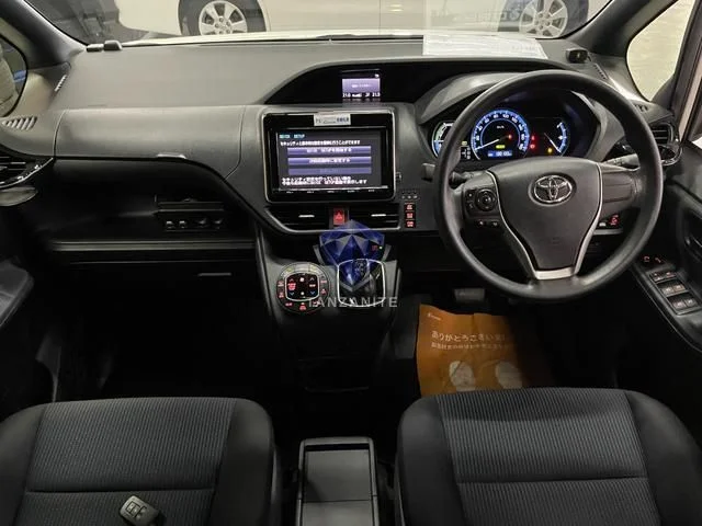 2015 Toyota Noah
