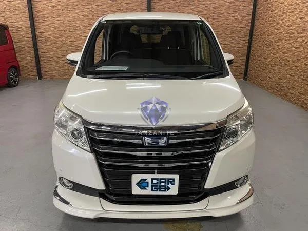 2015 Toyota Noah