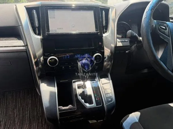 2015 Toyota Vellfire