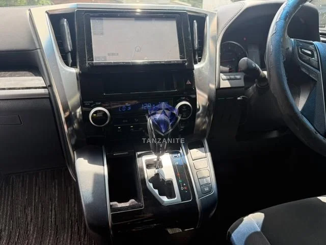 2015 Toyota Vellfire