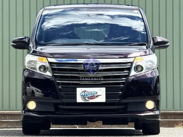 2017 Toyota Noah