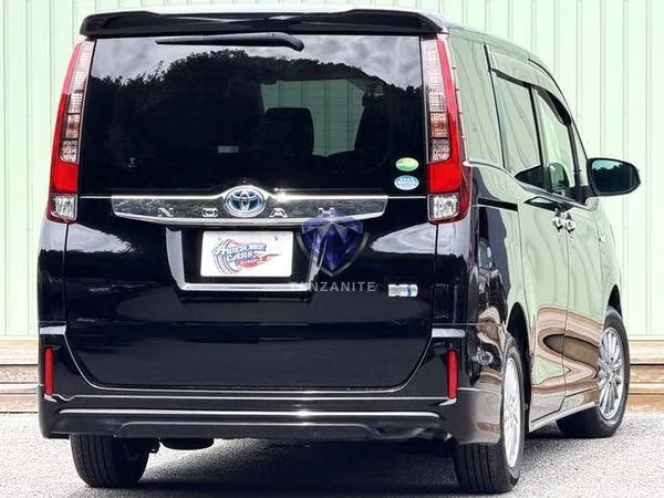 2015 Toyota Noah