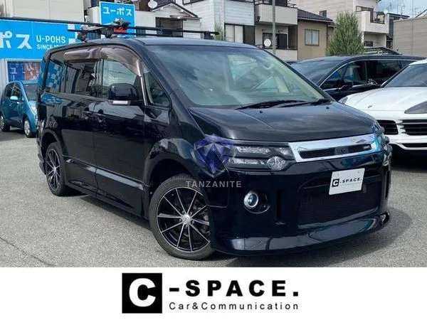 2007 Mitsubishi Delica D5
