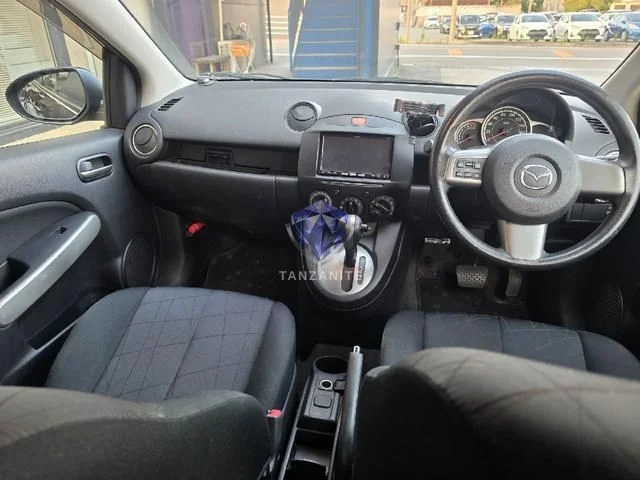 2013 Mazda Demio