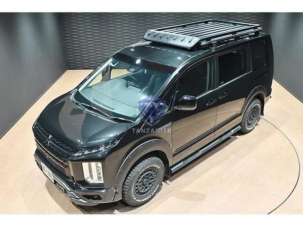 2025 Mitsubishi Delica D5