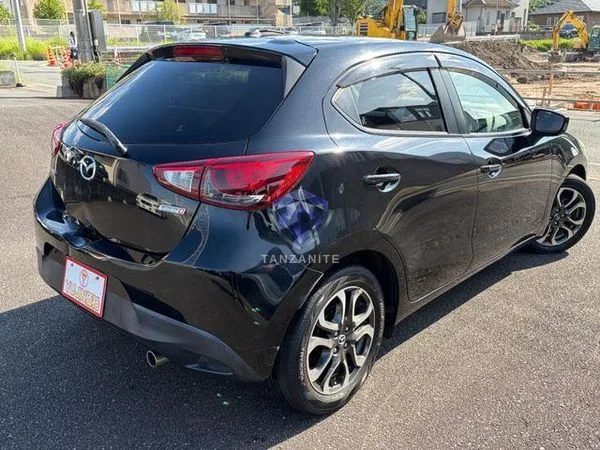 2015 Mazda Demio