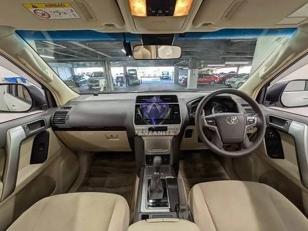 2023 Toyota Land Cruiser Prado