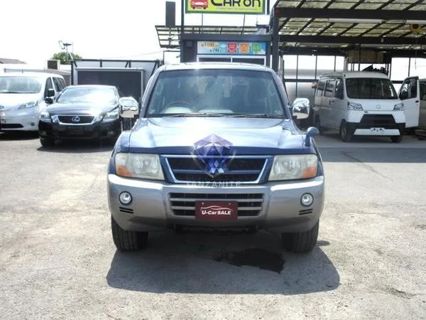 2005 Mitsubishi Pajero