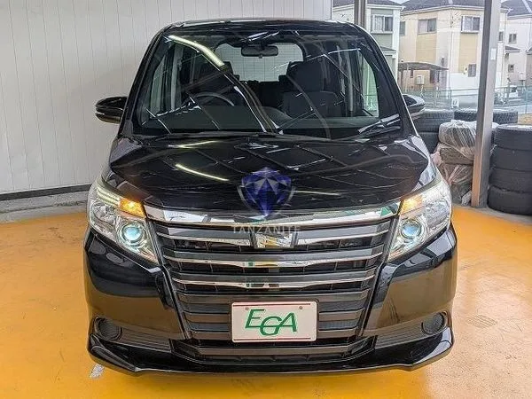 2014 Toyota Noah