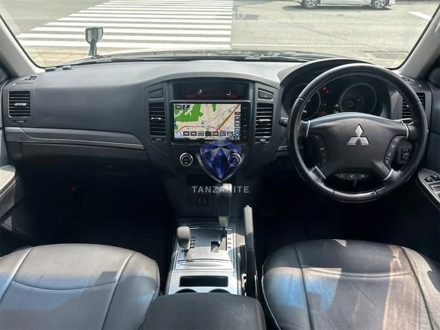 2012 Mitsubishi Pajero