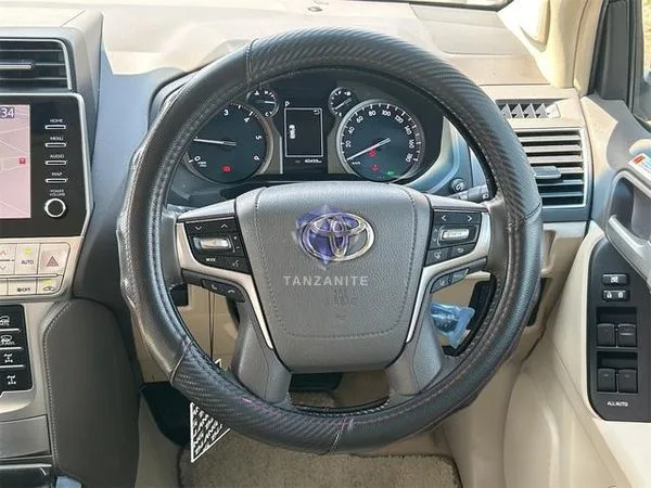 2023 Toyota Land Cruiser Prado