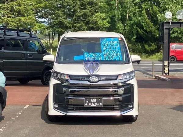 2023 Toyota Noah