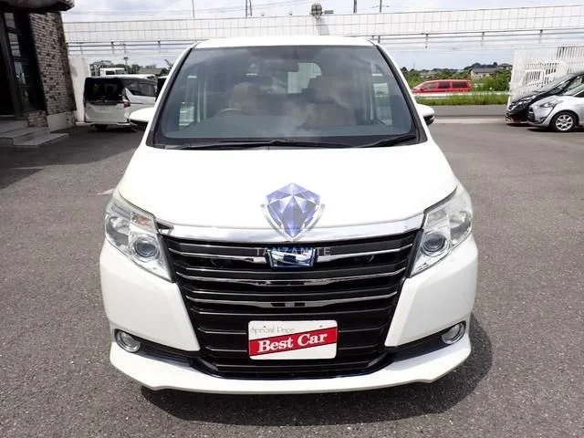 2014 Toyota Noah
