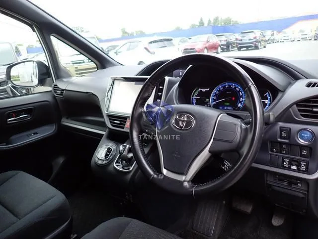 2016 Toyota Noah
