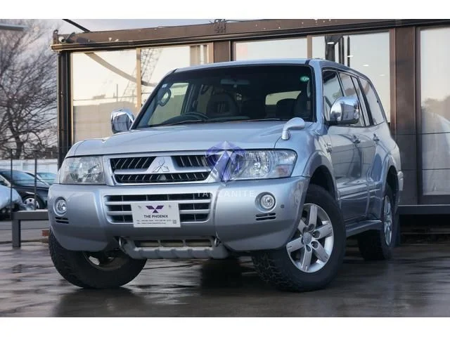 2005 Mitsubishi Pajero