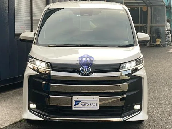 2023 Toyota Noah