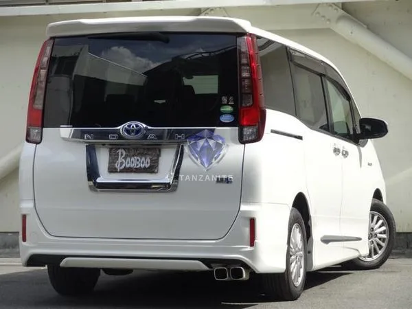 2015 Toyota Noah
