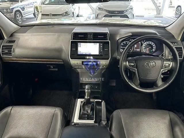2020 Toyota Land Cruiser Prado