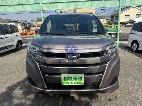 2019 Toyota Noah
