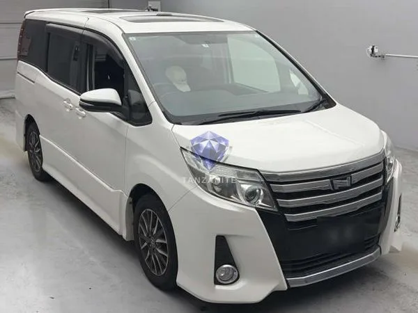 2015 Toyota Noah