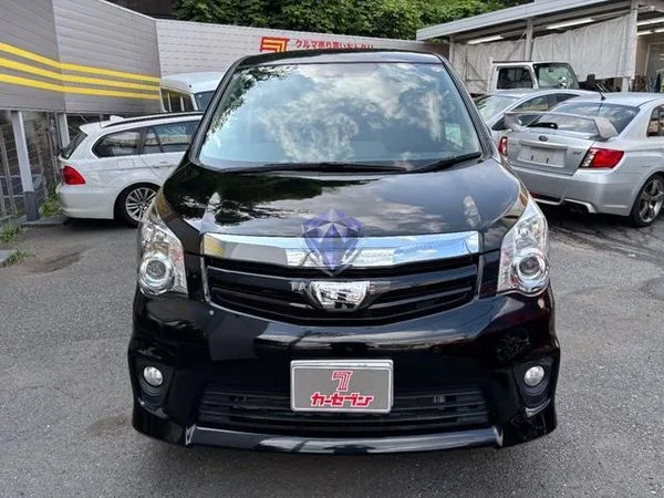 2011 Toyota Noah
