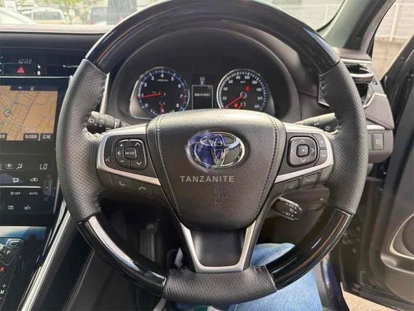 2015 Toyota Harrier