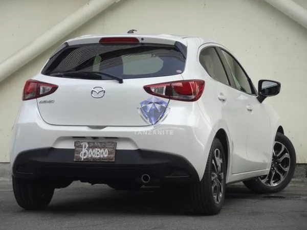 2015 Mazda Demio