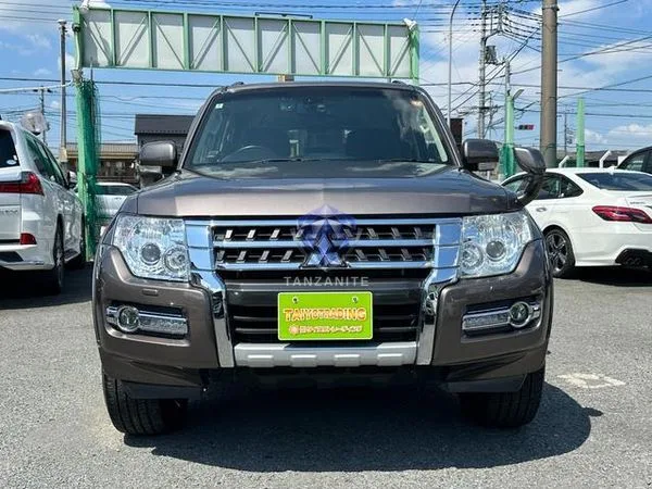 2016 Mitsubishi Pajero