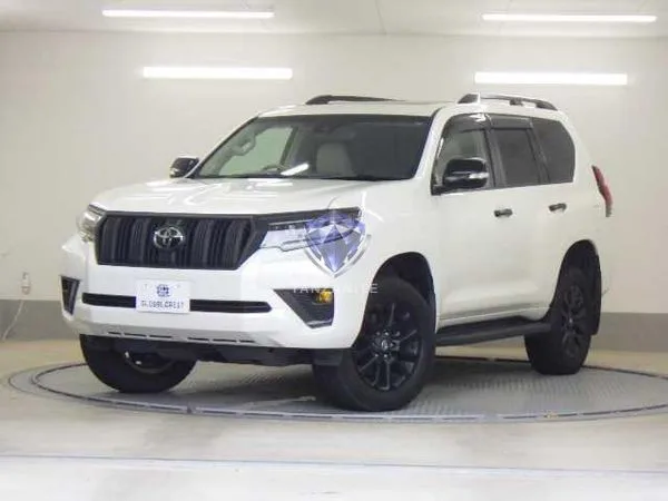 2023 Toyota Land Cruiser Prado