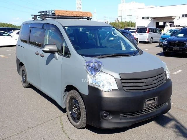 2011 Toyota Noah