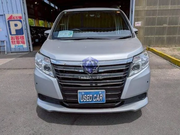 2017 Toyota Noah