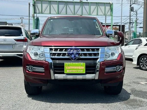 2016 Mitsubishi Pajero