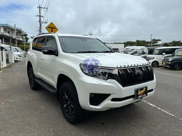 2022 Toyota Land Cruiser Prado