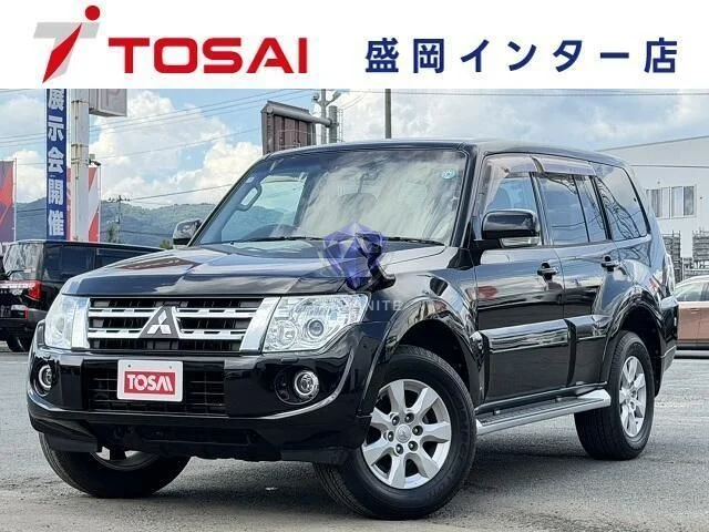 2012 Mitsubishi Pajero