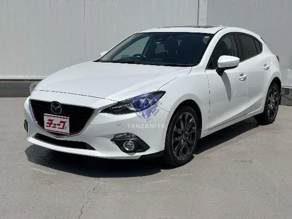 2016 Mazda Axela