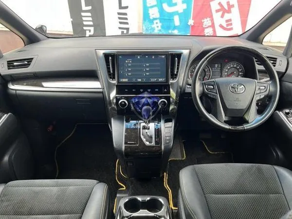 2017 Toyota Vellfire