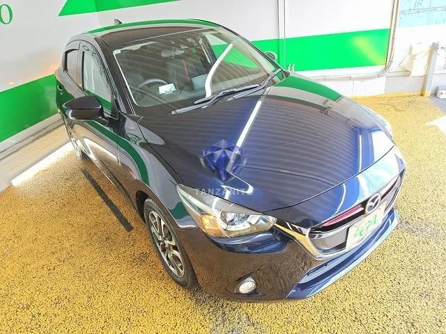 2016 Mazda Demio