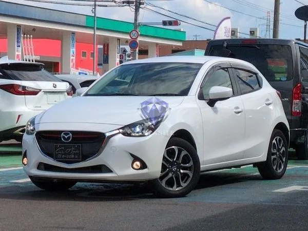 2015 Mazda Demio
