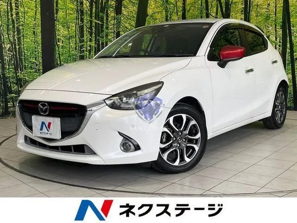2016 Mazda Demio