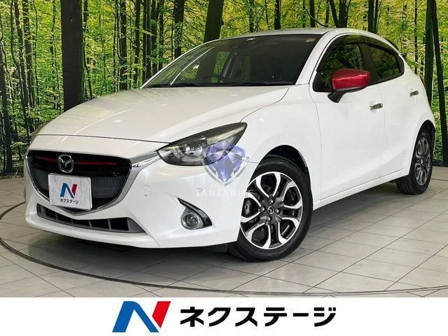 2016 Mazda Demio