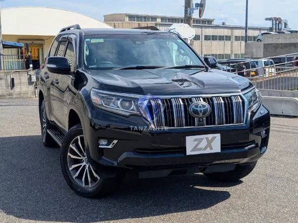 2017 Toyota Land Cruiser Prado